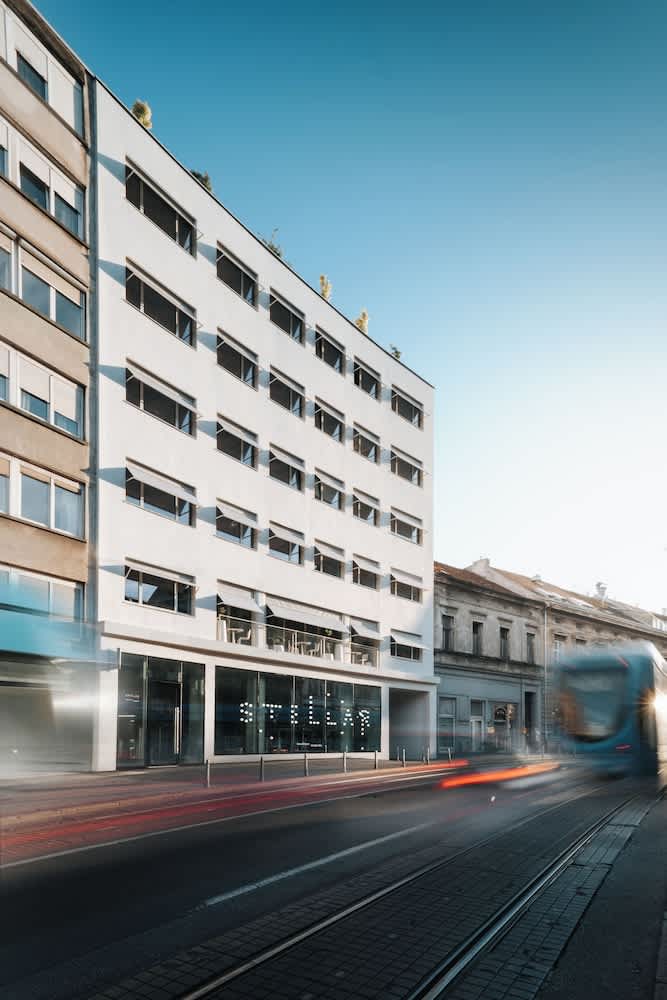 Stellar Boutique Modules by Maistra City Vibes 1