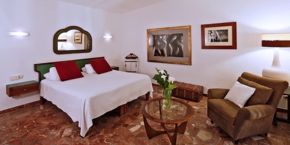 Hotel Punta Sur 1