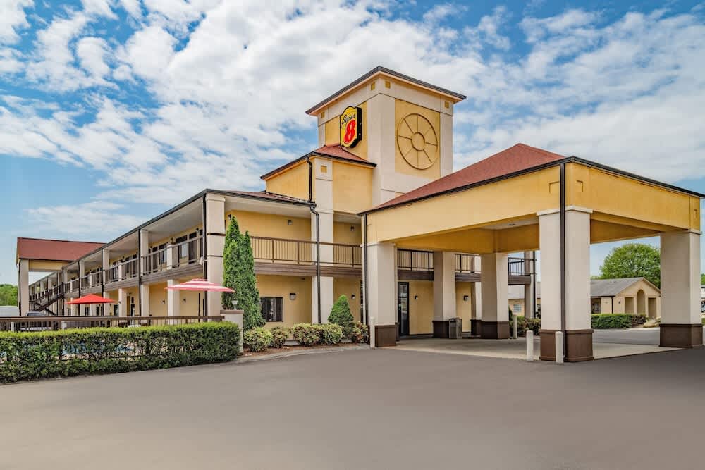 Super 8 by Wyndham Columbia 1