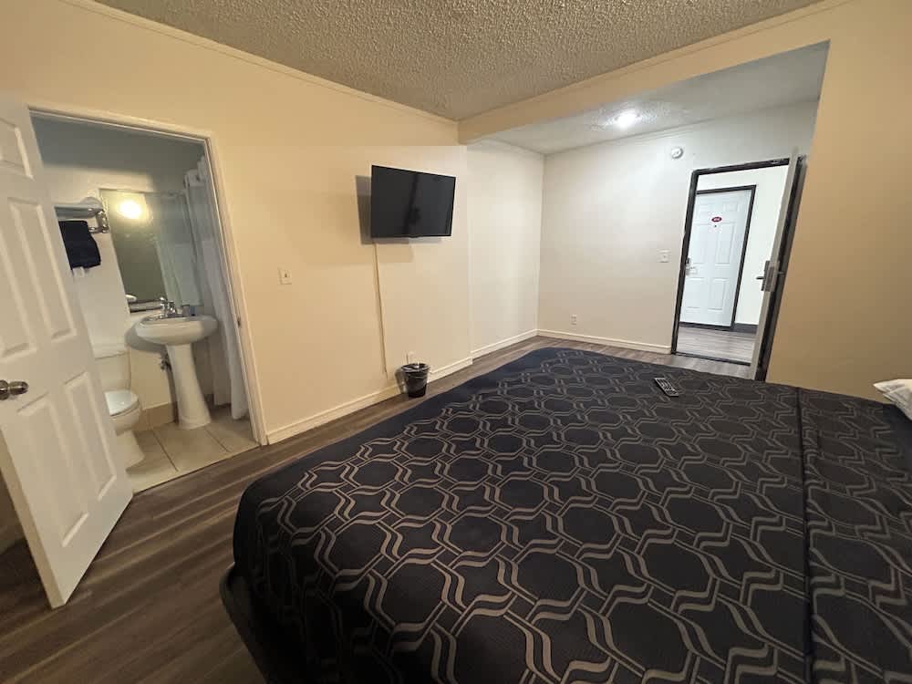 Budget Inn Hollywood 2