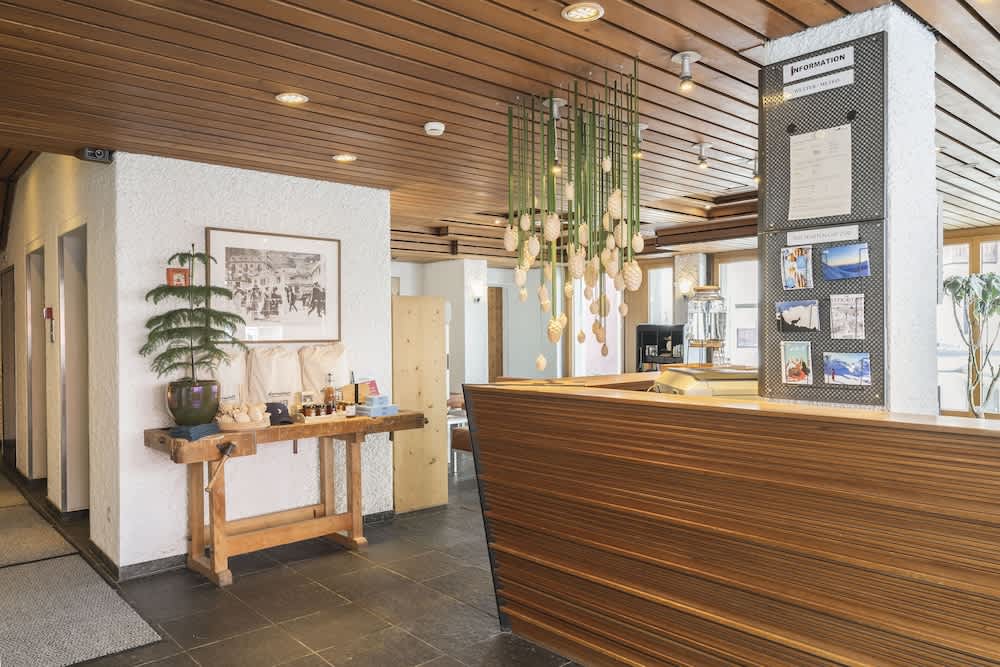 Hauser Hotel St. Moritz 4