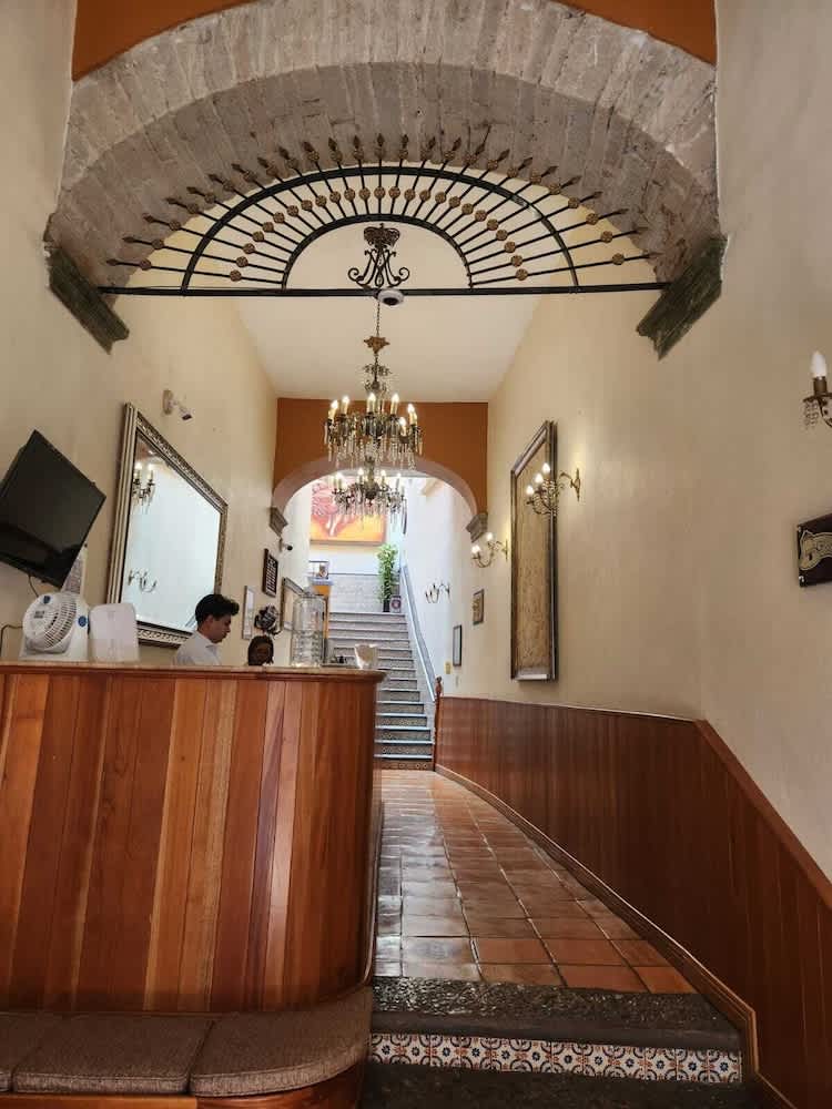 El Meson de los Poetas 2