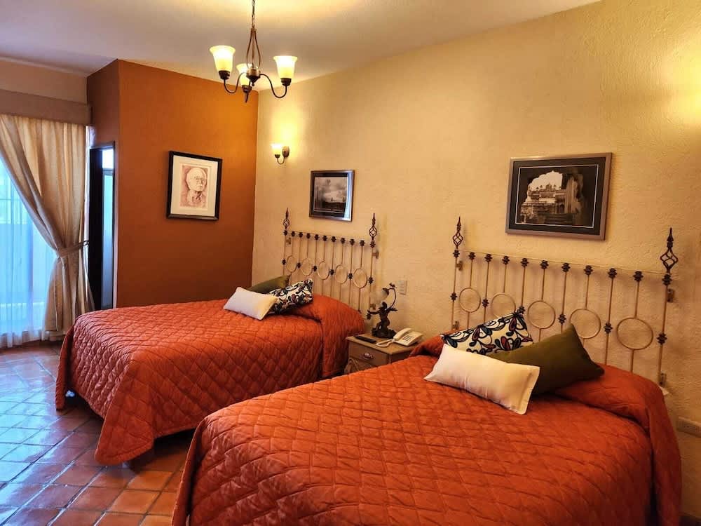 El Meson de los Poetas 1