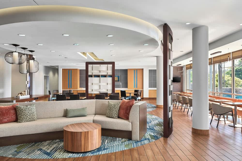 SpringHill Suites Lumberton 2