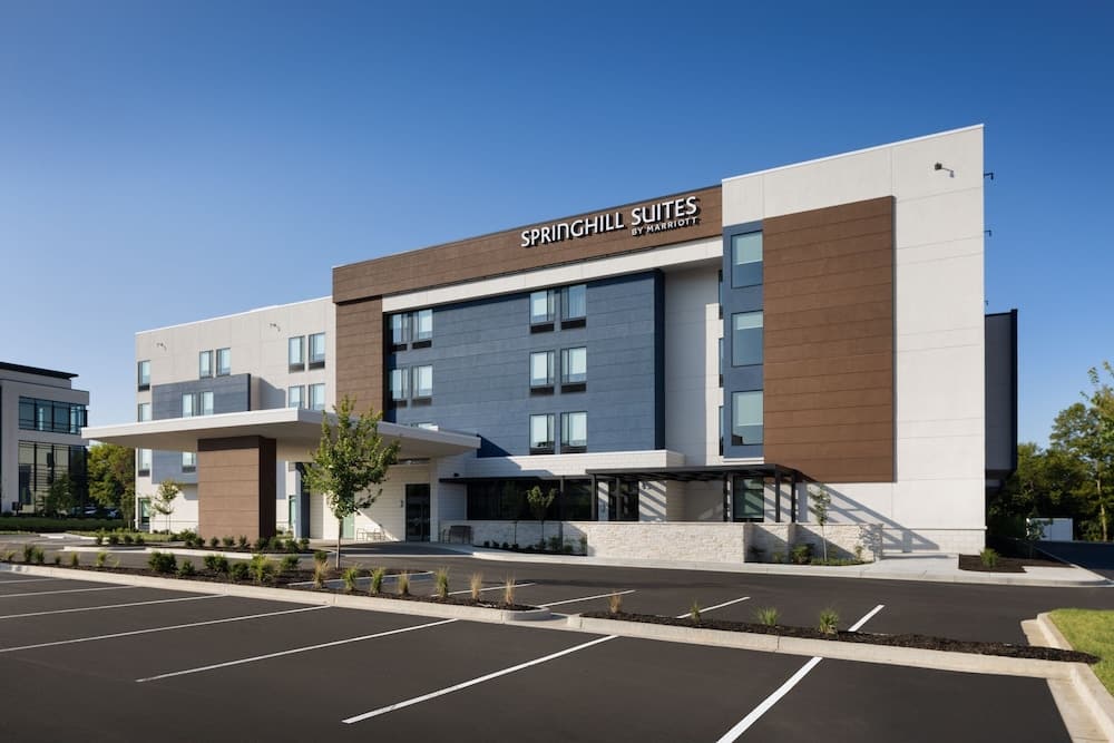 SpringHill Suites by Marriott Bowling Green 1