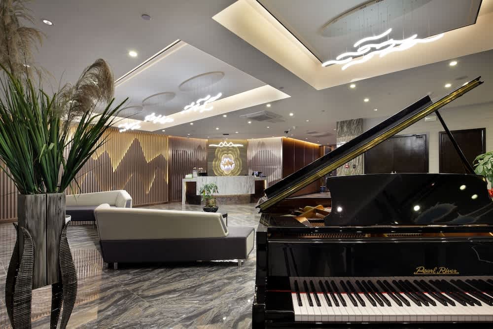 Wing Hotel Guilin - Central Square 2