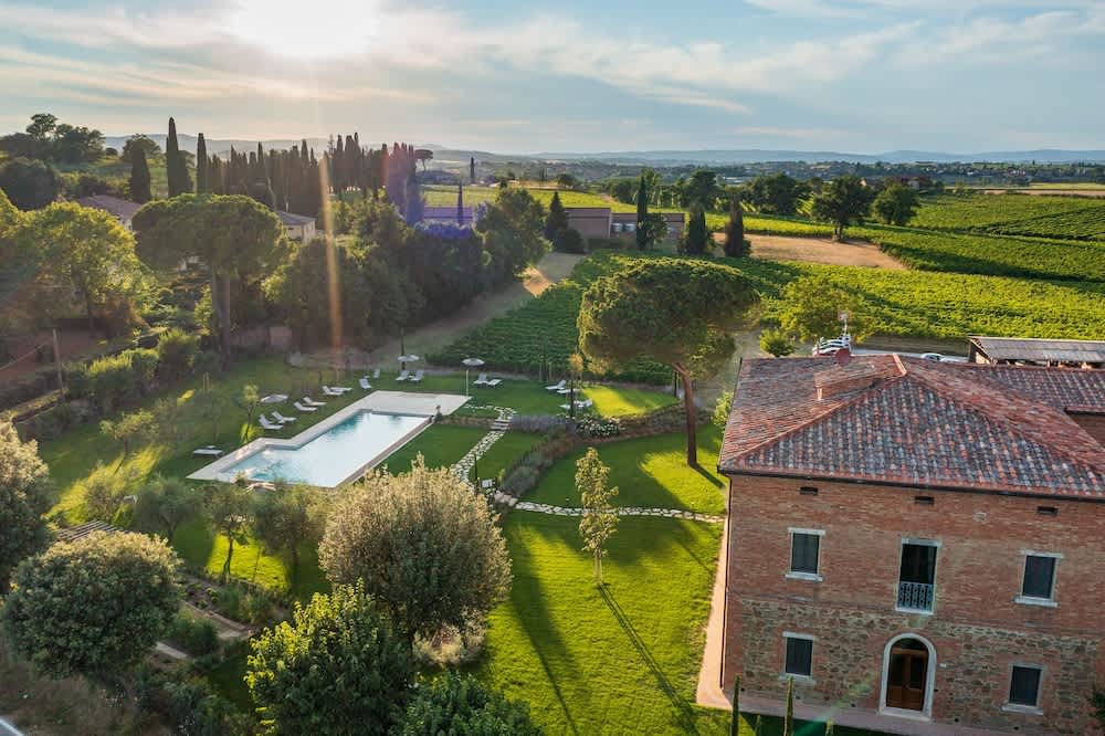 Villa Svetoni Wine Resort 1