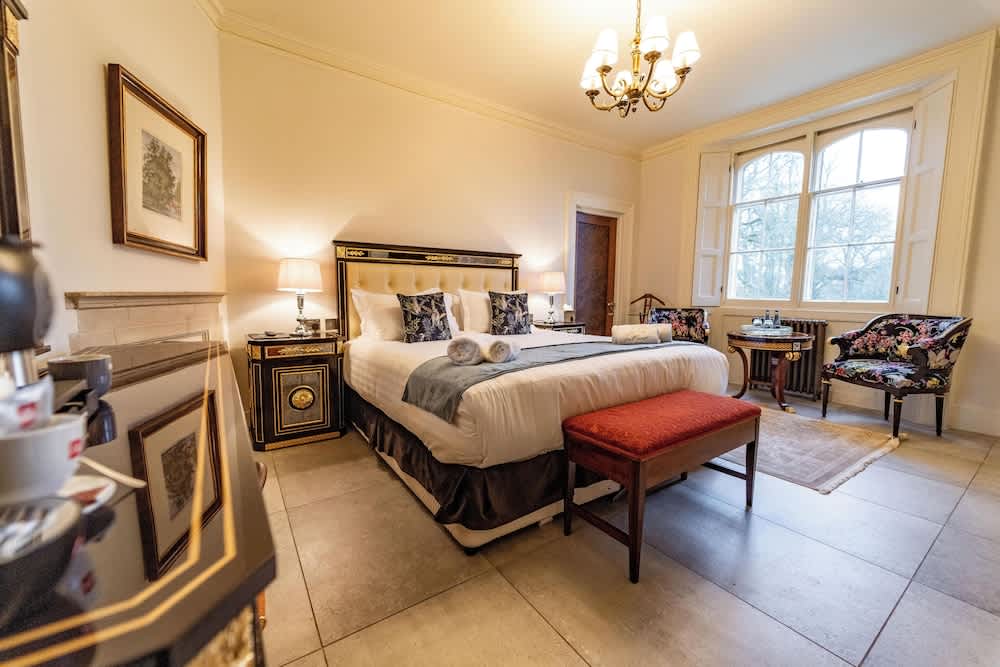 Weston Manor Hotel 5