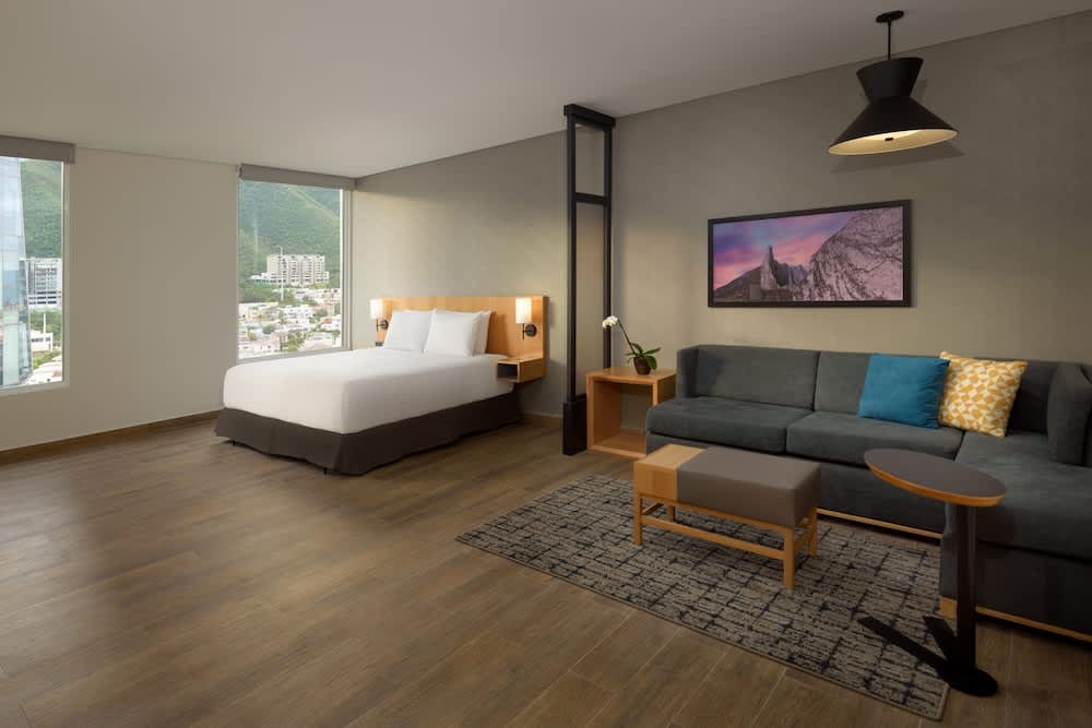 Hyatt Place Monterrey Valle 2