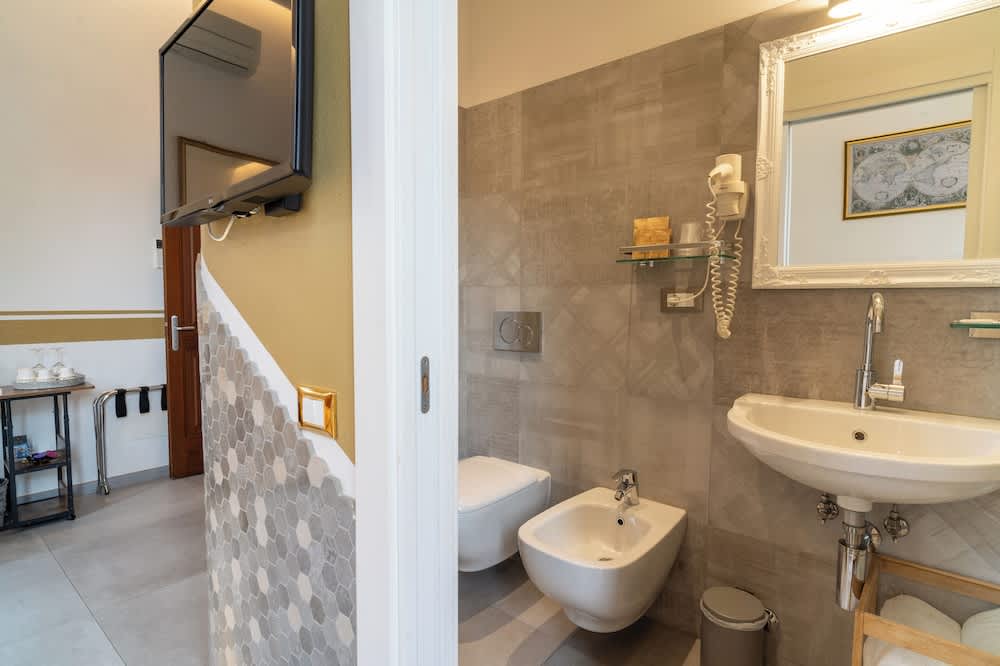 Teresa Rooms & Suites 5