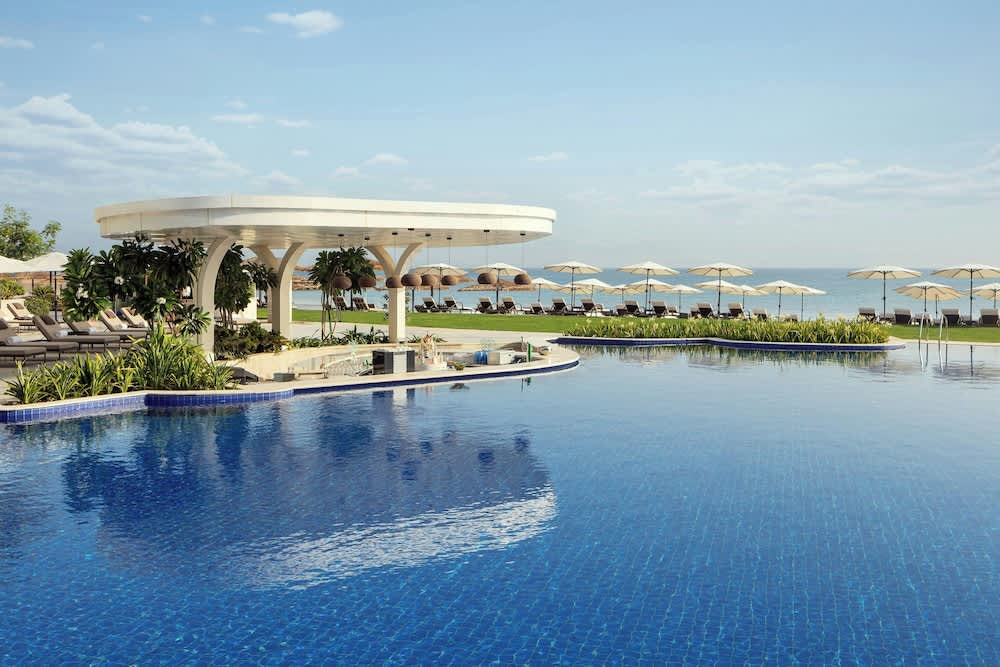 The St. Regis Al Mouj Muscat Resort 1
