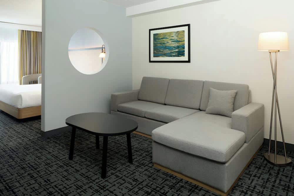 Fairfield Inn & Suites by Marriott Montreal Airport 5