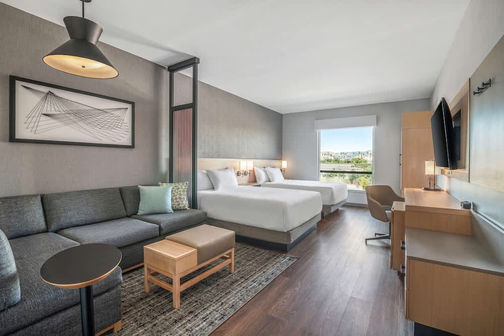 Hyatt Place Newark-Silicon Valley 1