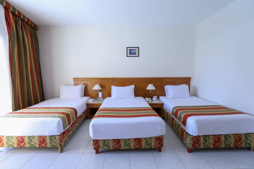 Blend Club Aqua Resort 3