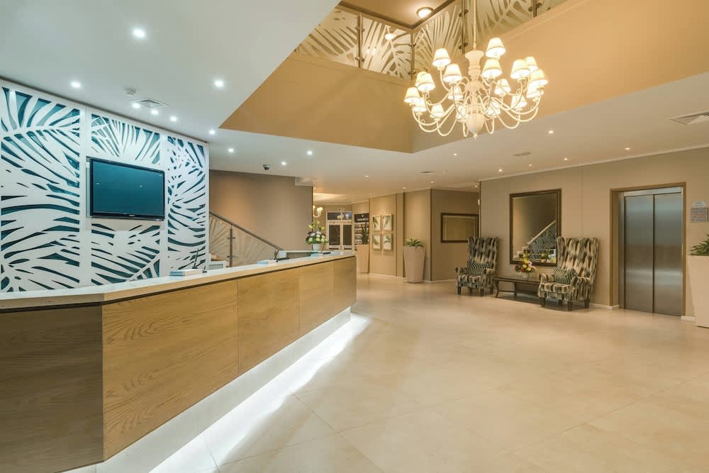 Protea Hotel by Marriott Karridene Beach 2