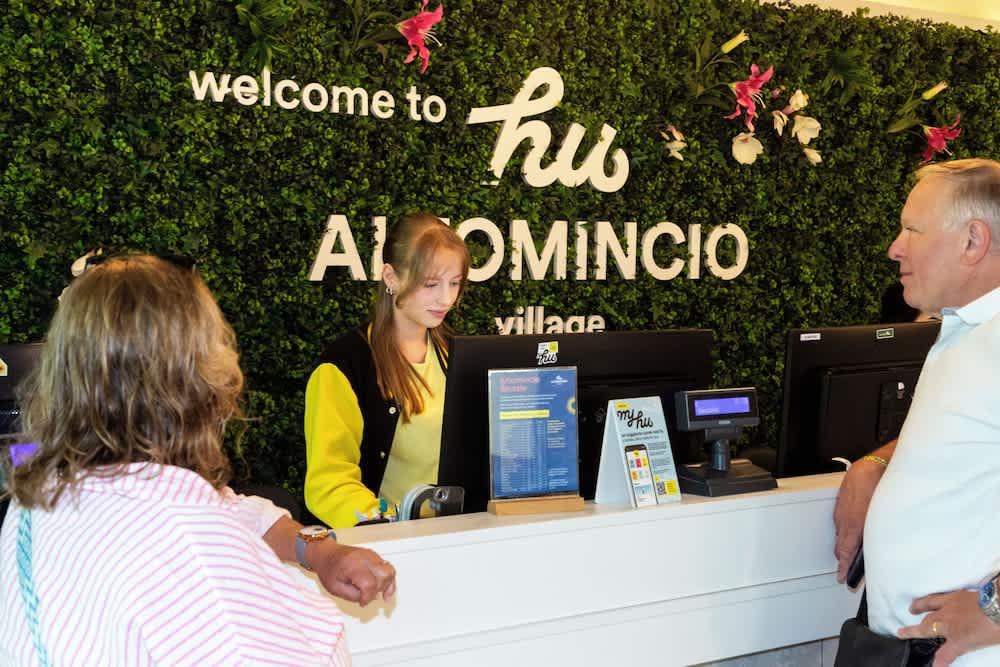 hu Altomincio Village 3