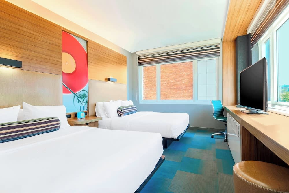 Aloft by Marriott Harlem 1