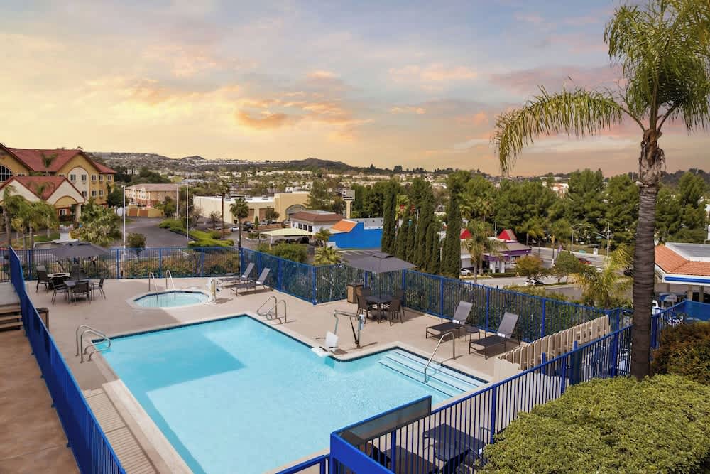 Fairfield Inn by Marriott Santa Clarita Valencia 1