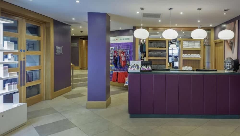 DoubleTree by Hilton Glasgow Westerwood Spa & Golf Resort 2