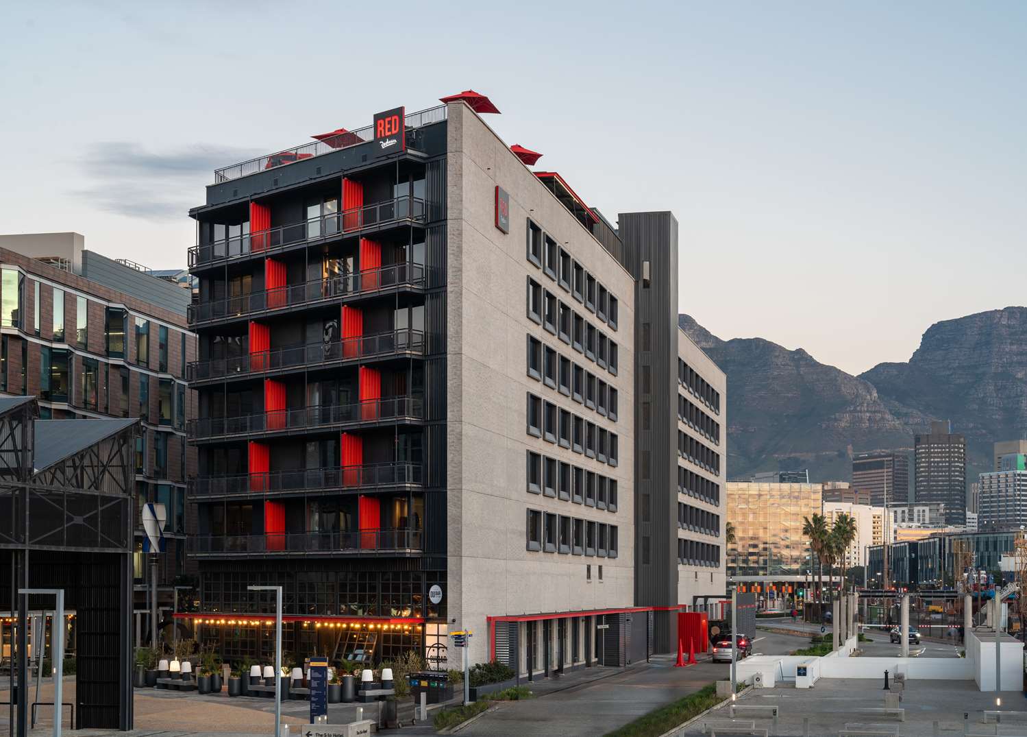 Radisson RED Hotel V&A Waterfront Cape Town 1