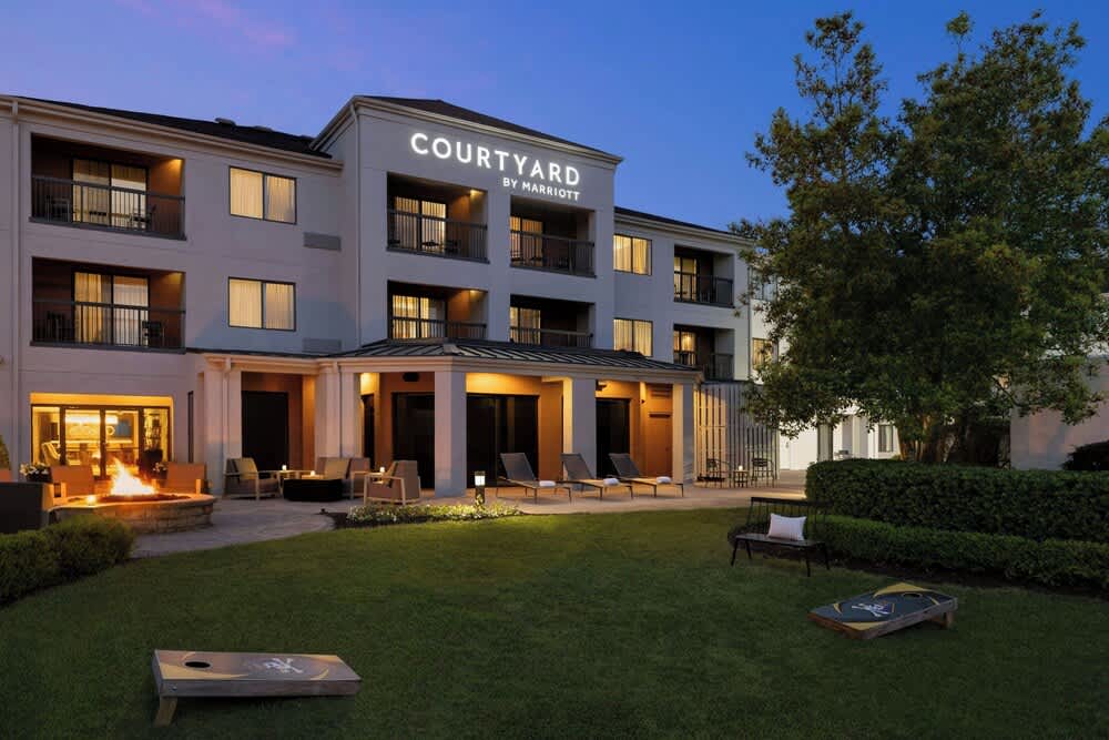 Courtyard by Marriott Greenville 1