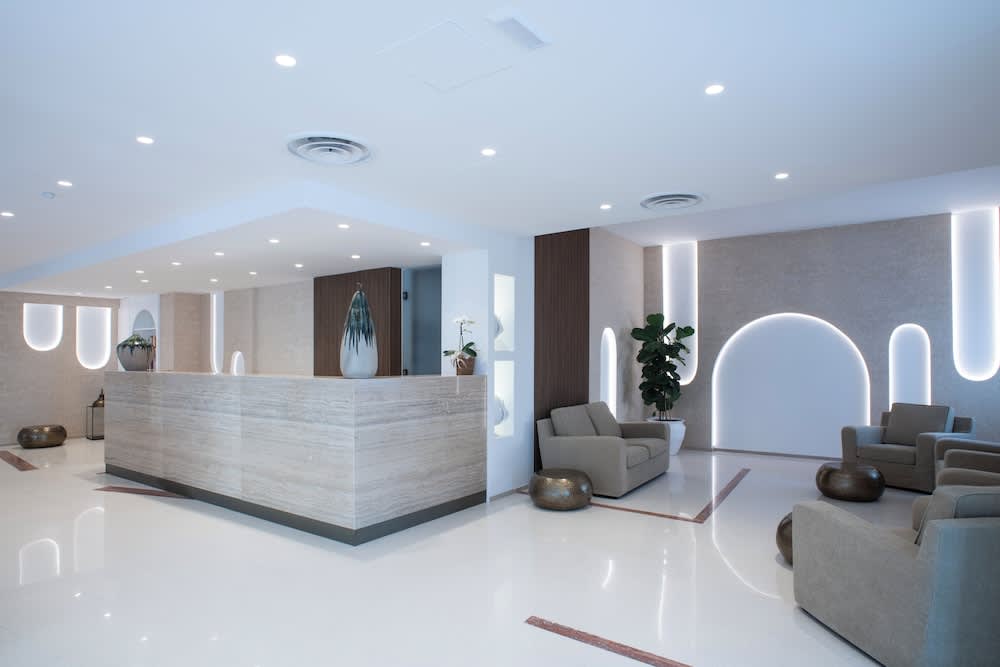 Hotel Albània 2