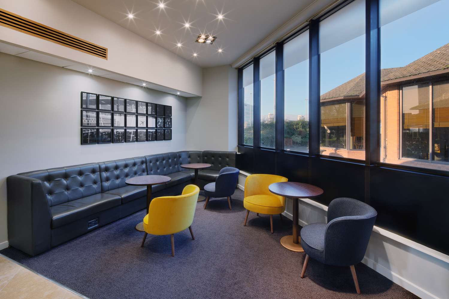 DoubleTree by Hilton Manchester Airport 4