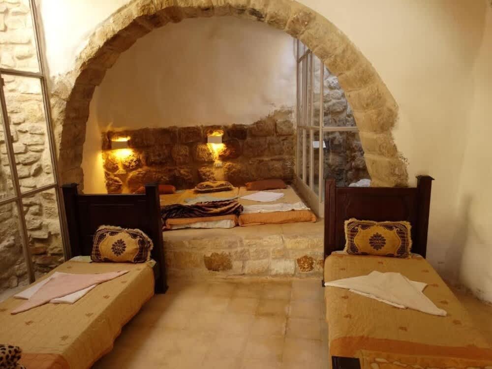 Dana Tower Hotel 2