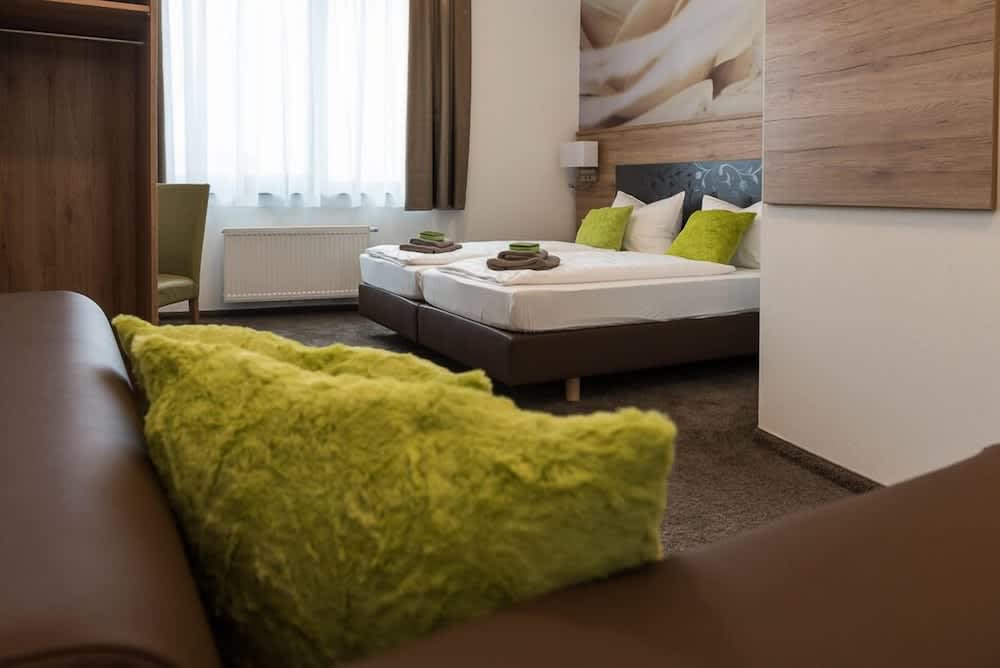 The Outlet Hotel 1