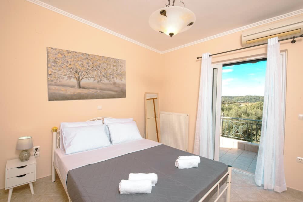 OLIA APARTMENTS LYGIA 2