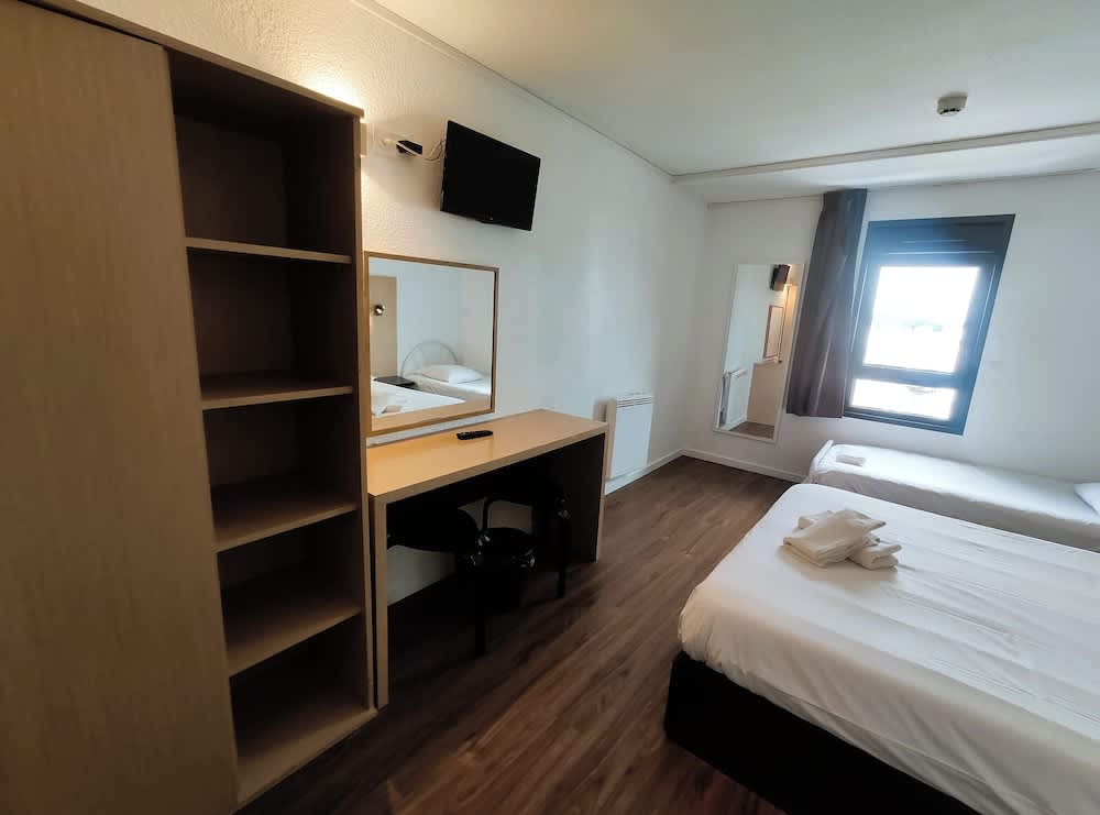 Hôtel Akena Pierrelaye 2