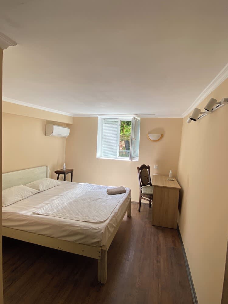 Green House Guest house 2