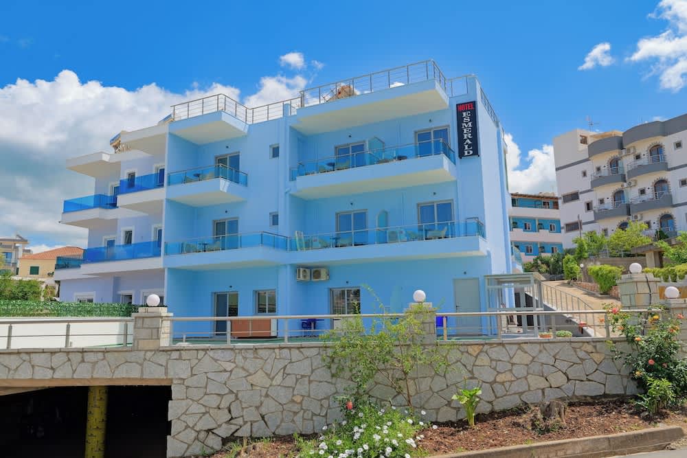 Esmerald Hotel 1