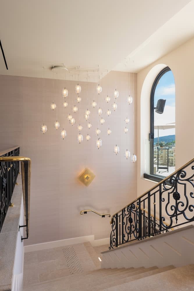 Château Rose Golfe de Saint Tropez-Grimaud 2