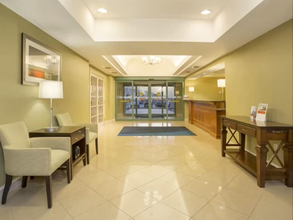 Sleep Inn & Suites 2