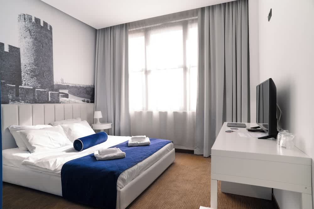 Hotel Passport 1