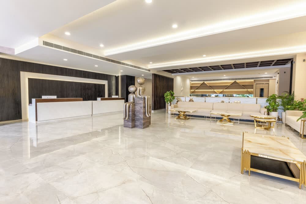 Elinor Hotel 1