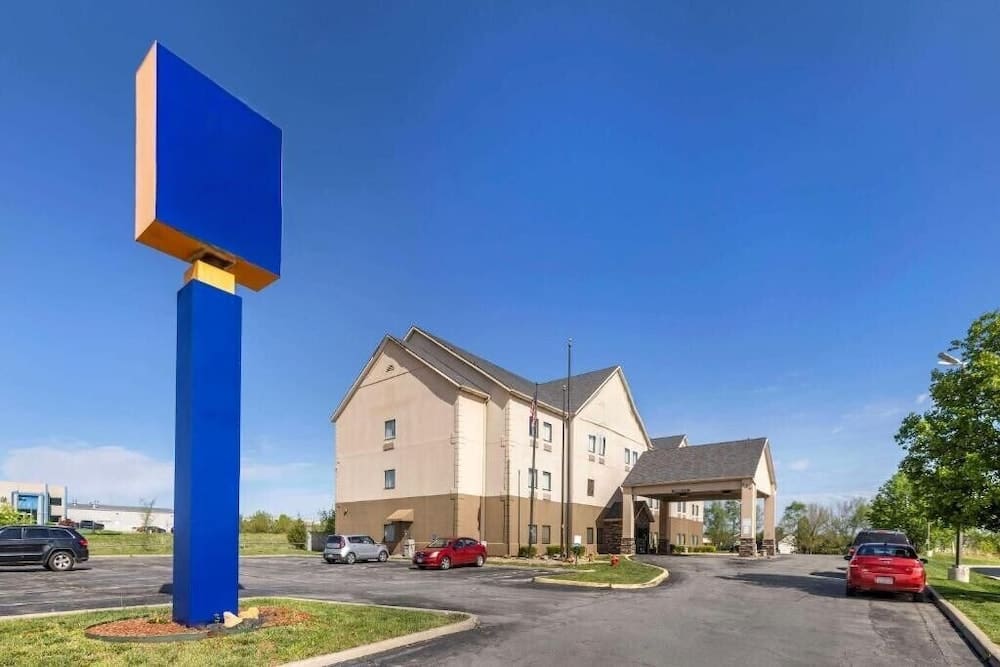 Grain Valley Inn 2