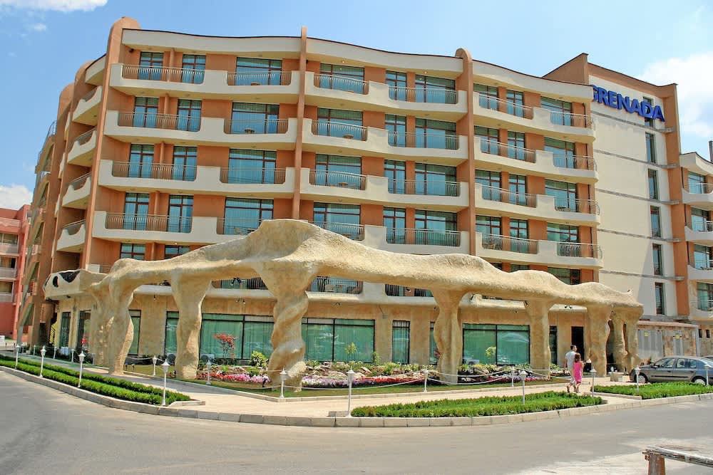 Grenada Holiday Apartments 1