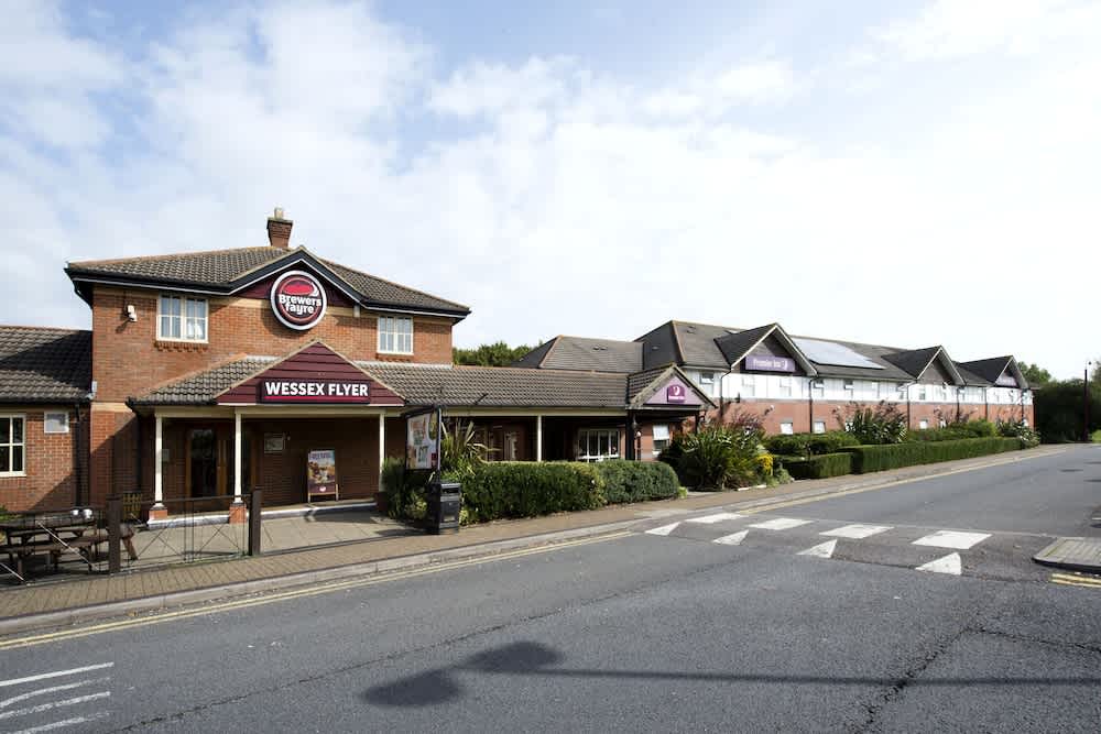 Premier Inn Bristol South 1