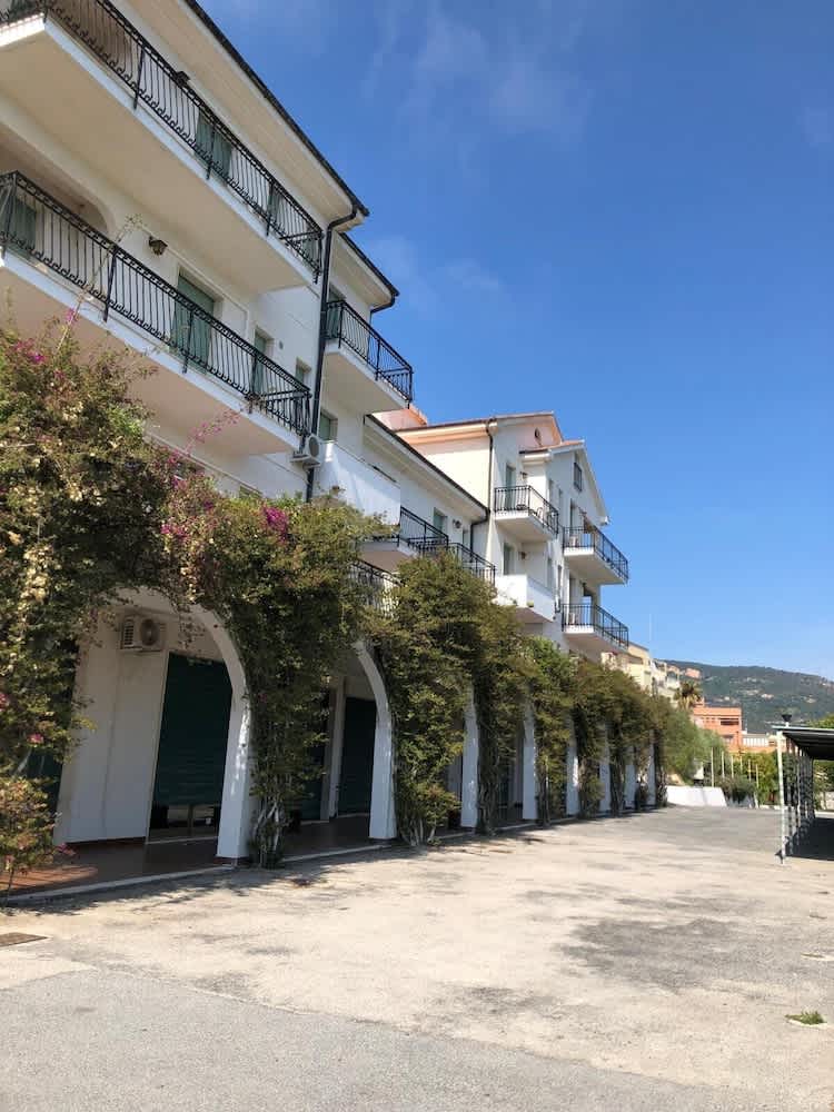 Blu Apartments 2