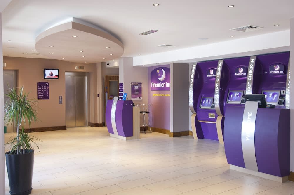 Premier Inn Bristol Cribbs Causeway - M5 J17 2