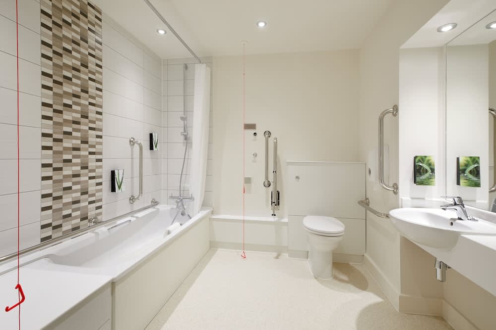 Premier Inn Salisbury South Milford 1