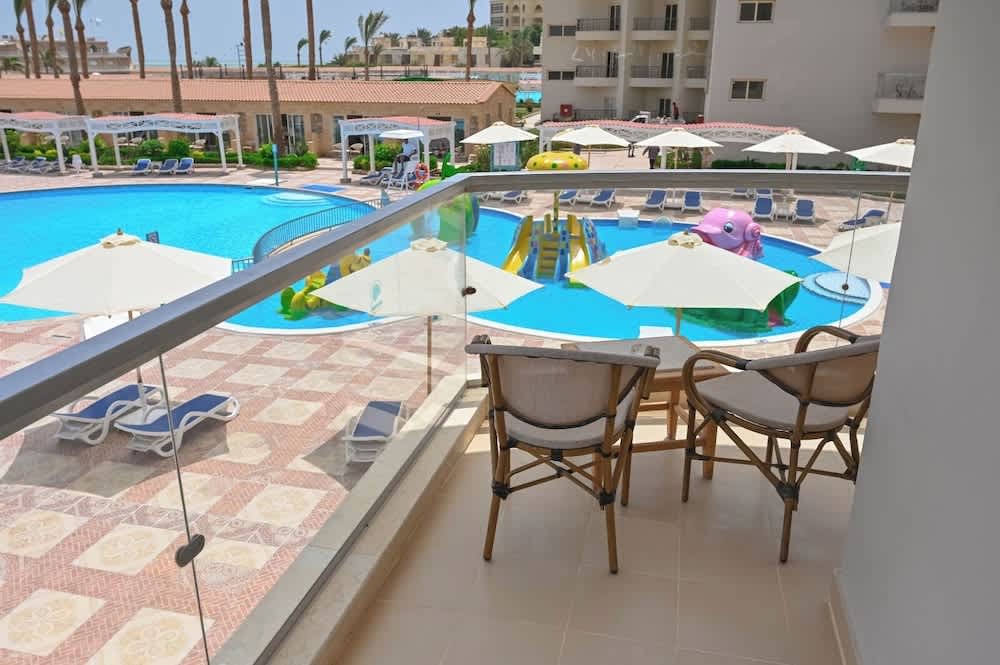 Riviera Aqua Park Resort 2