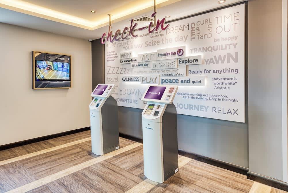 Premier Inn Banbury Town Centre - Castle Quay 2