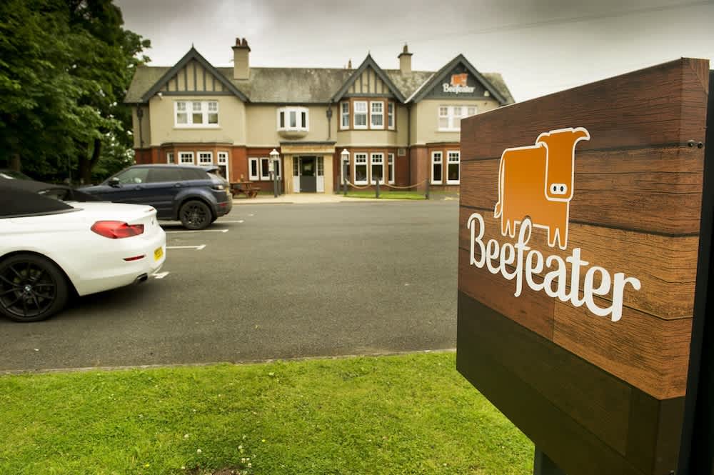 Premier Inn Carlisle - M6 Jct42 1