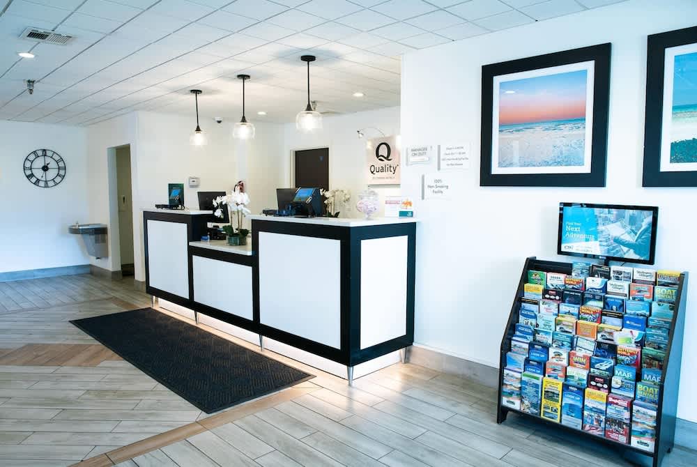 Quality Inn Palm Beach International Airport 1