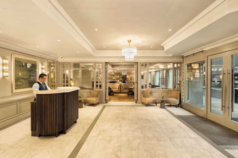 Brooks Hotel 2