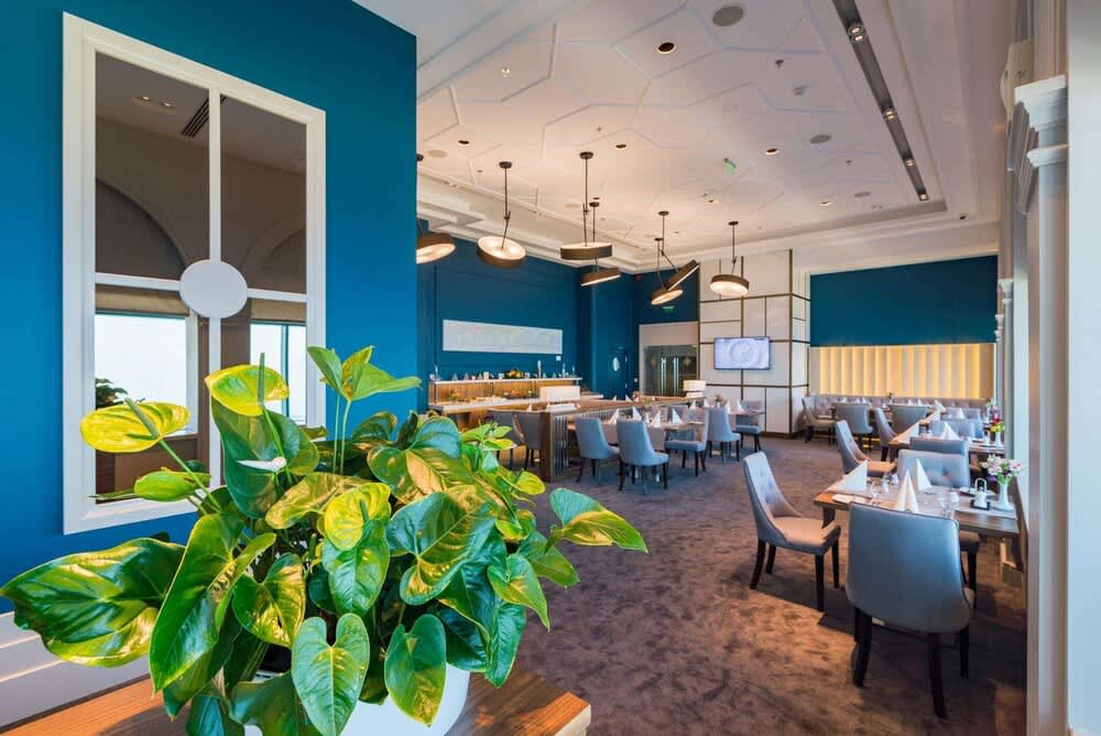 International Hotel Casino & Tower Suites 4