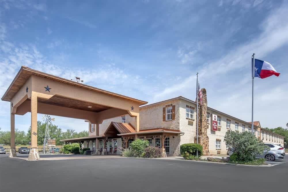 Best Western Plus Fredericksburg 1